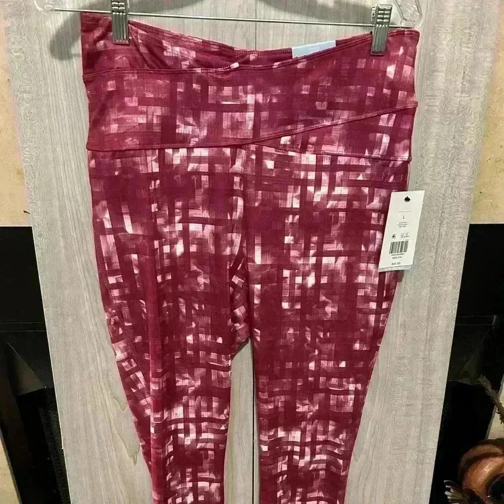 Zelos Women’s Athletic Leggings. Large. Pink Grid. New with Tags.